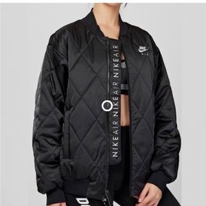 NIKE BLACK BOMBER JACKET size M